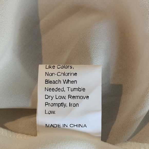 White lace blouse Size M. - Picture 6 of 6